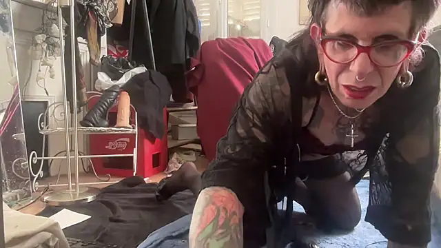 Wilmaaturbate online show from March 11, 8:30 am