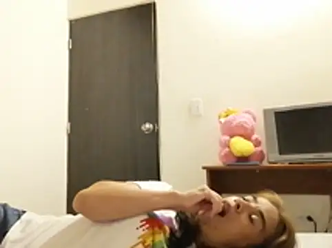 mari657 online show from February 4, 7:33 pm