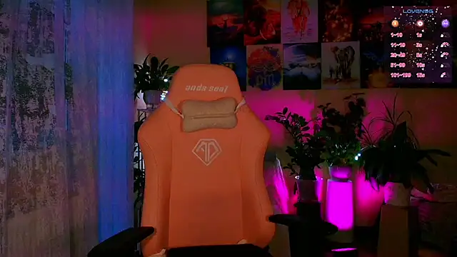 GoodWitch  online show from November 29, 7:52 am