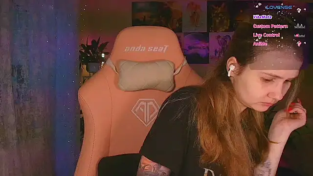 GoodWitch  online show from November 16, 7:46 am