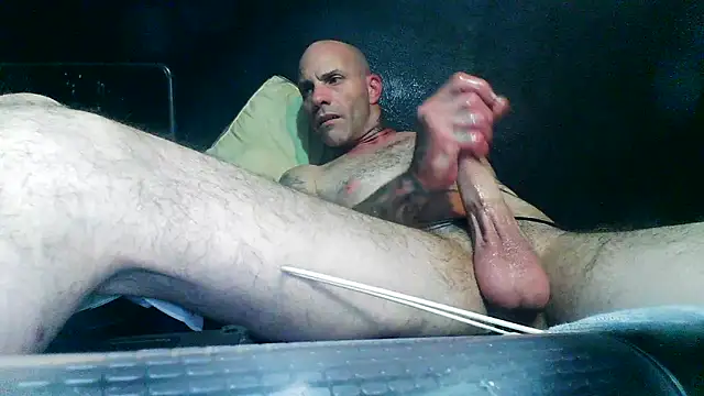 taymade123 online show from April 13, 9:57 am