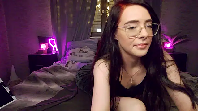 Carmen Monroe online show from November 28, 8:20 pm