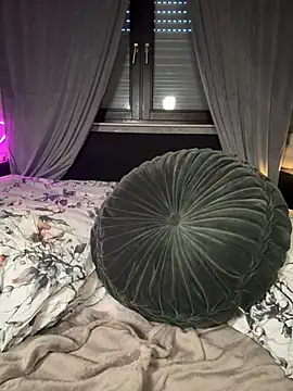 Carmen Monroe online show from April 13, 6:12 pm