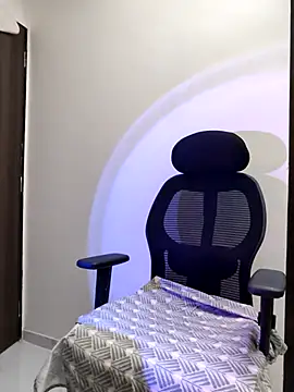 MumbaiMaskGirl online show from September 29, 11:27 am