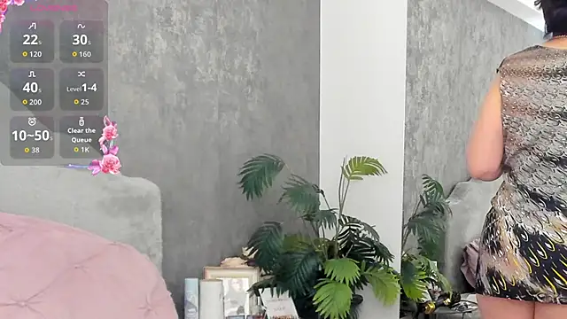 LisaCroft online show from April 12, 4:38 am