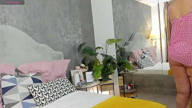 LisaCroft online show from March 25, 6:57 am