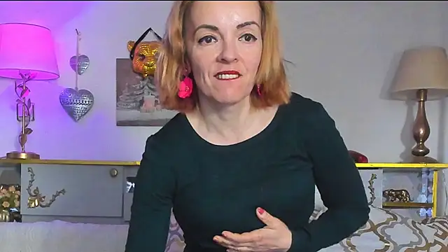 Snapshot of KateConner chatting on March 20, 1:57 am KateConner online show from March 20, 1:57 am