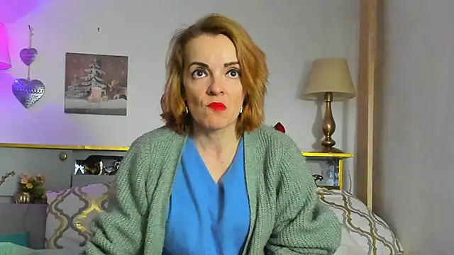 Snapshot of KateConner chatting on February 26, 8:15 pm KateConner online show from February 26, 8:15 pm