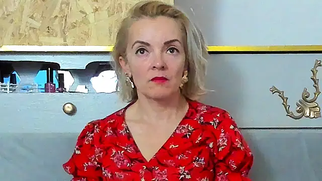 Snapshot of KateConner chatting on November 12, 6:45 pm KateConner online show from November 12, 6:45 pm