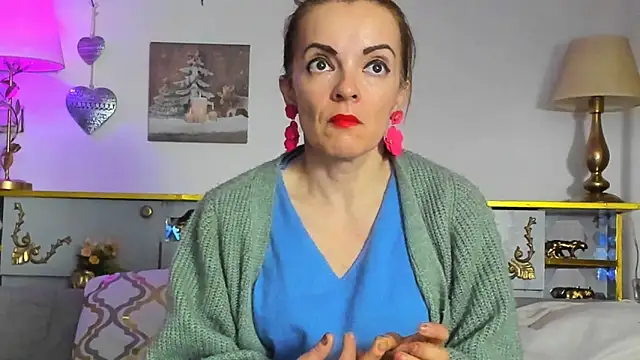 Snapshot of KateConner chatting on February 25, 9:37 pm KateConner online show from February 25, 9:37 pm