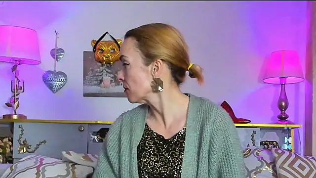 Snapshot of KateConner chatting on March 20, 9:56 pm KateConner online show from March 20, 9:56 pm