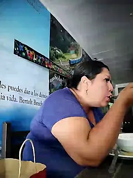 Brenda Berck  online show from April 14, 2:44 pm