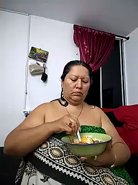 Brenda Berck  online show from March 19, 1:38 am