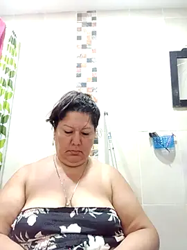 Brenda Berck  online show from December 3, 12:48 pm