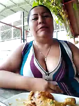 Snapshot of Brenda_Berck_ chatting on March 10, 7:50 pm Brenda Berck online show from March 10, 7:50 pm