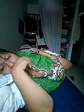 Snapshot of Brenda_Berck_ chatting on September 30, 10:54 am Brenda Berck online show from September 30, 10:54 am