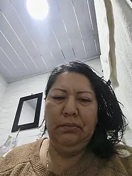 Snapshot of Brenda_Berck_ chatting on June 23, 10:13 am Brenda Berck online show from June 23, 10:13 am