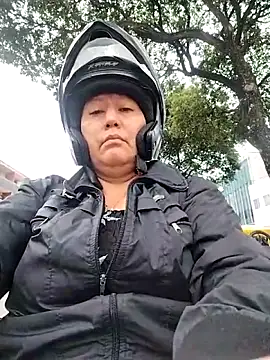 Brenda Berck  online show from March 17, 1:47 pm