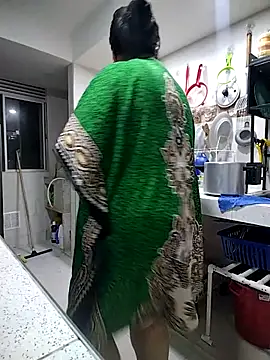 Brenda Berck  online show from April 8, 9:11 am