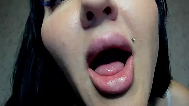 MissGulia online show from September 19, 3:32 am