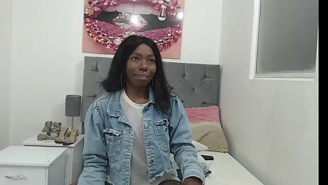 kirajohnson online show from February 18, 11:23 pm