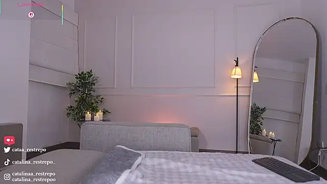 CATALINA RESTREPO online show from March 28, 1:39 am