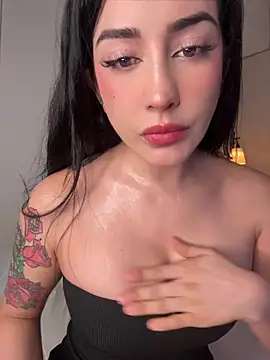 CATALINA RESTREPO online show from April 10, 1:12 am