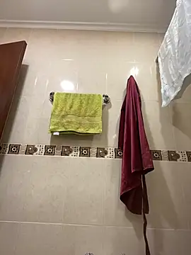 Fancyxlove online show from October 27, 12:39 pm