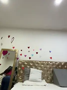 Fancyxlove online show from June 17, 12:26 pm