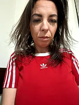 Snapshot of Almmaxxxx chatting on October 21, 3:06 am Almmaxxxx online show from October 21, 3:06 am