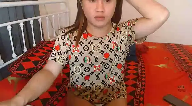 Snapshot of JustineBIGCUM chatting on March 22, 3:20 am JustineBIGCUM online show from March 22, 3:20 am