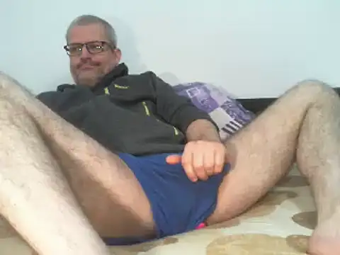 greeneyeshot12 online show from November 28, 1:50 am