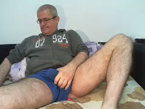 greeneyeshot12 online show from March 23, 3:10 am