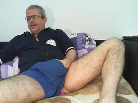 greeneyeshot12 online show from March 18, 6:17 am