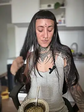 Snapshot of samisamsx chatting on December 16, 4:33 pm samisamsx online show from December 16, 4:33 pm