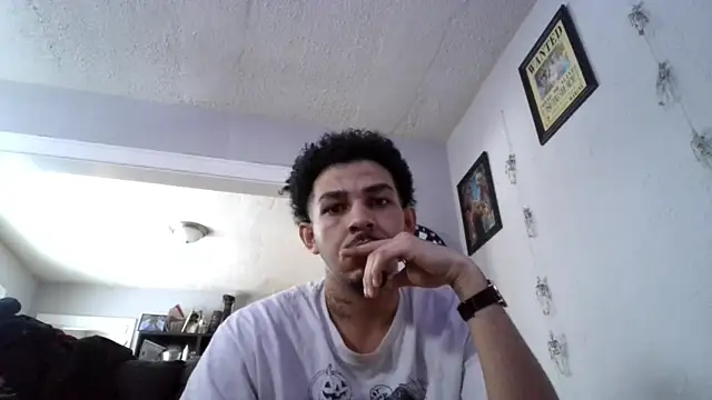 bigdickjojo69 online show from February 19, 10:51 pm