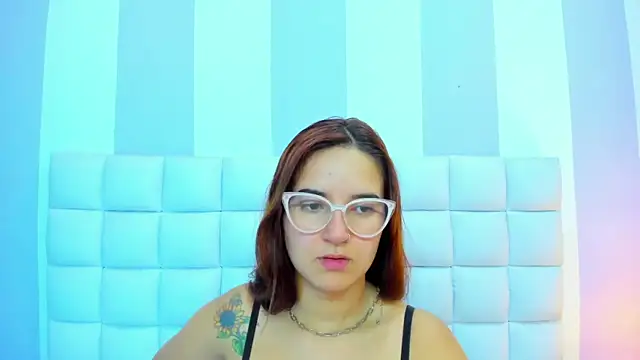 Snapshot of teresasroom_ chatting on April 11, 2:08 am teresasroom online show from April 11, 2:08 am