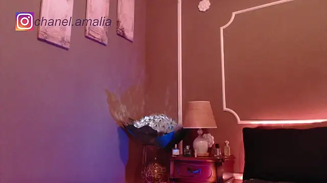 Chanel- online show from December 6, 5:06 pm