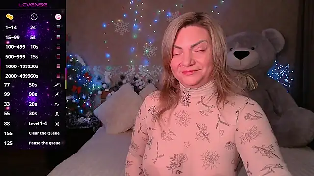 KristiOwen online show from January 10, 12:39 am