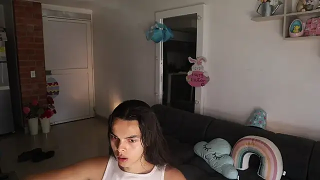  Vahos  online show from April 15, 5:17 pm