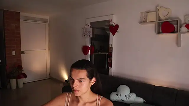  Vahos  online show from February 28, 7:24 pm