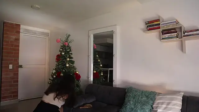  Vahos  online show from December 21, 6:09 pm