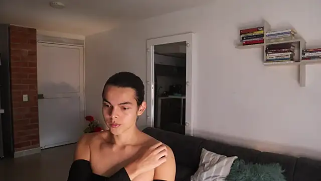  Vahos  online show from January 16, 8:13 pm