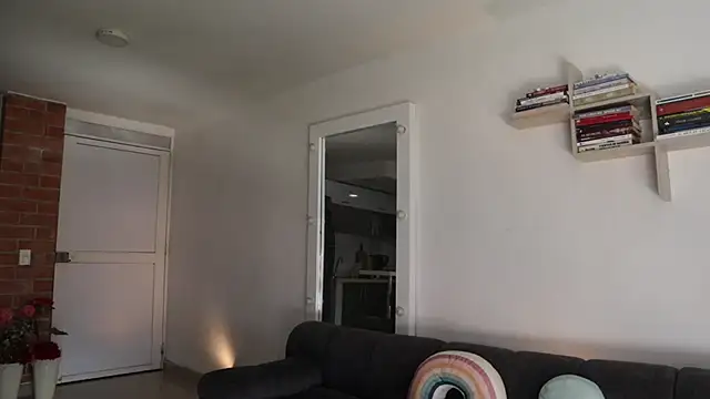  Vahos  online show from March 14, 7:09 pm