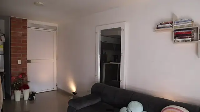  Vahos  online show from March 23, 7:25 pm