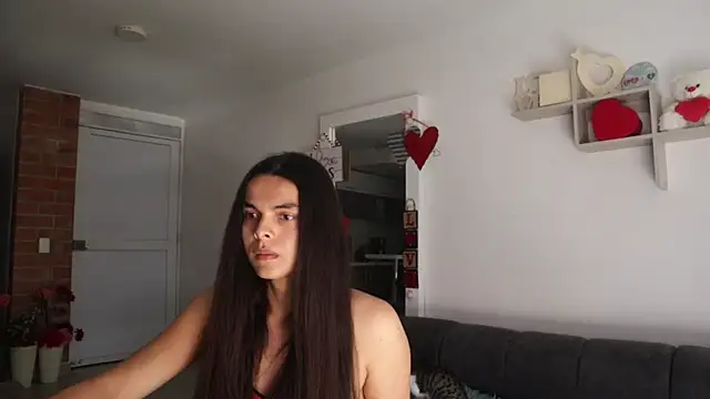  Vahos  online show from February 24, 7:04 pm