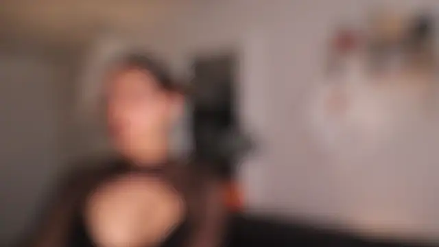  Vahos  online show from October 31, 5:31 pm