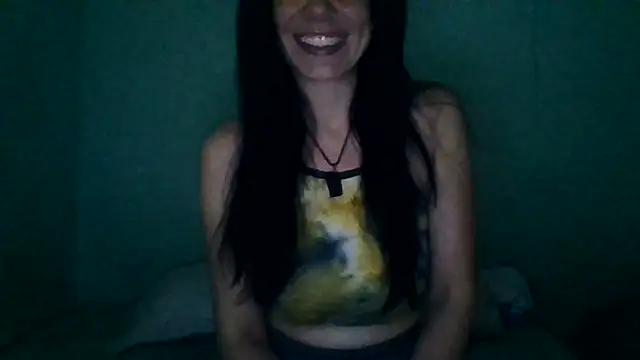 chicacastilla online show from May 9, 7:45 am