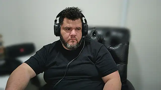 Gabihotxxx1 online show from March 18, 8:10 pm