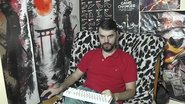 00george online show from February 4, 6:25 pm